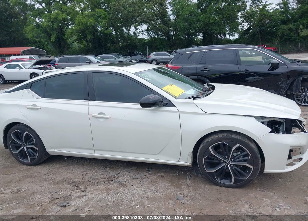 2023 NISSAN ALTIMA SR FWD VIN: 1N4BL4CV8PN326419