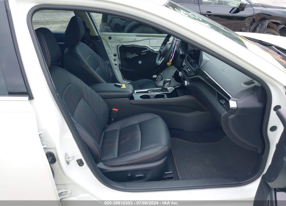 2023 NISSAN ALTIMA SR FWD VIN: 1N4BL4CV8PN326419
