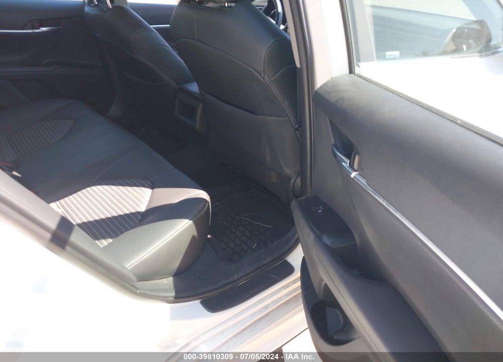 2019 TOYOTA CAMRY SE VIN: 4T1B11HK2KU698992