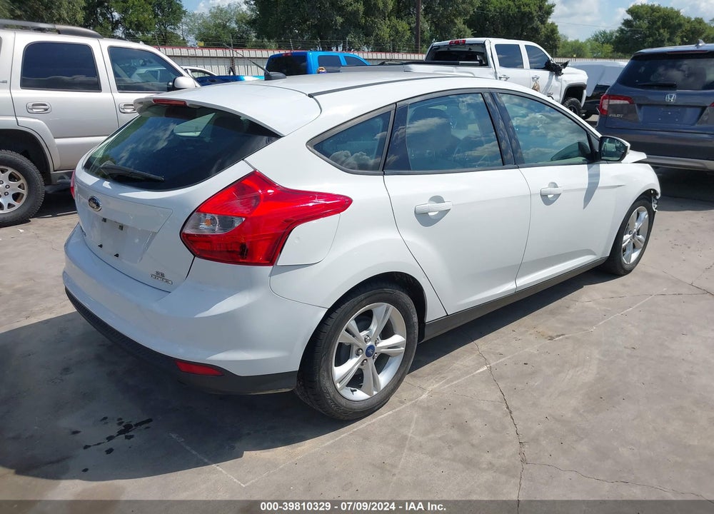 2014 FORD FOCUS SE VIN: 1FADP3K21EL229425