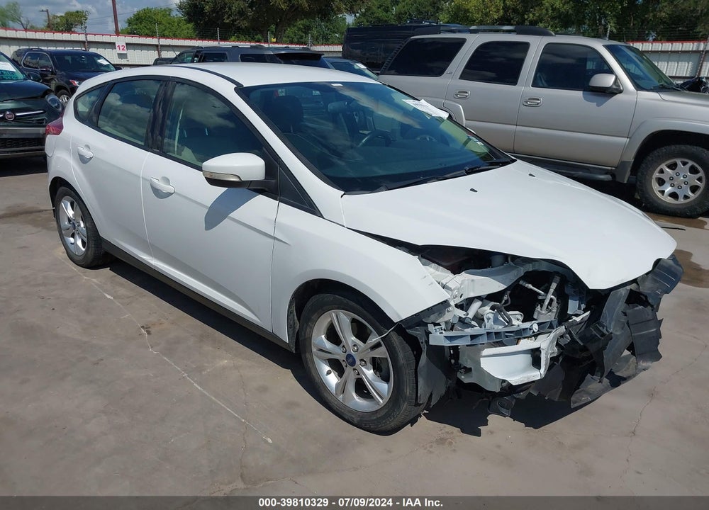 2014 FORD FOCUS SE VIN: 1FADP3K21EL229425