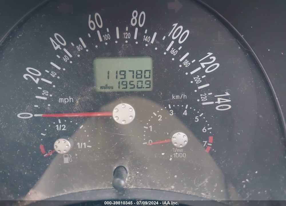 2002 VOLKSWAGEN NEW BEETLE GLS VIN: 3VWCB21C82M459706