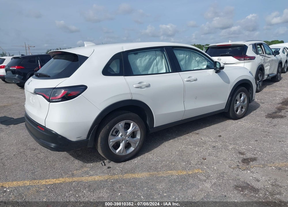 2024 HONDA HR-V 2WD LX VIN: 3CZRZ1H3XRM731234