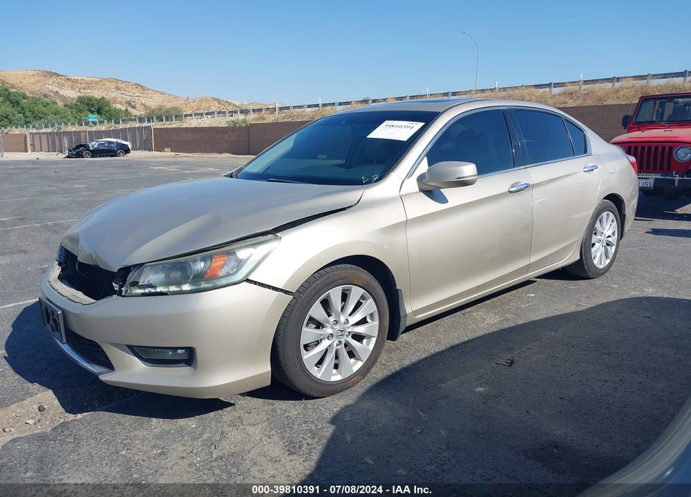 2015 HONDA ACCORD EX-L V-6 VIN: 1HGCR3F88FA020616