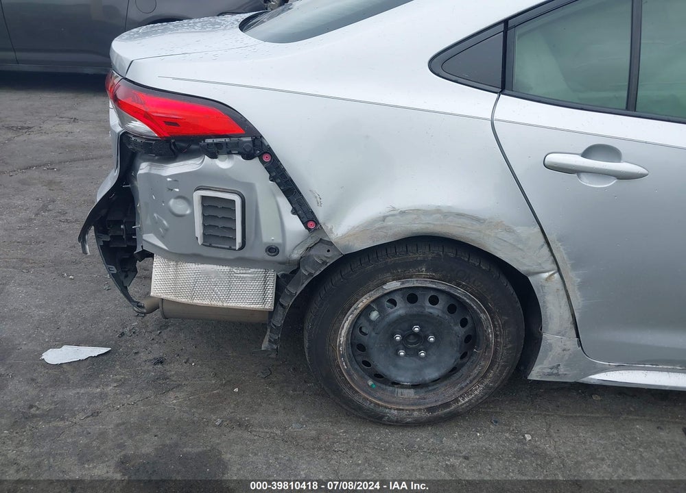 2022 TOYOTA COROLLA LE VIN: JTDEPMAE7N3008735