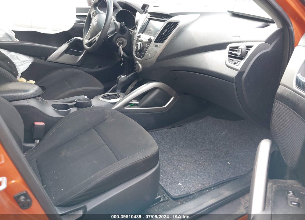 2013 HYUNDAI VELOSTER BASE W/BLACK VIN: KMHTC6AD4DU177900