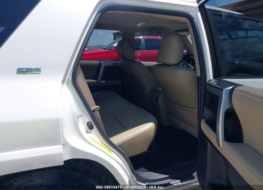 2011 TOYOTA 4RUNNER SR5 V6 VIN: JTEZU5JR1B5025724