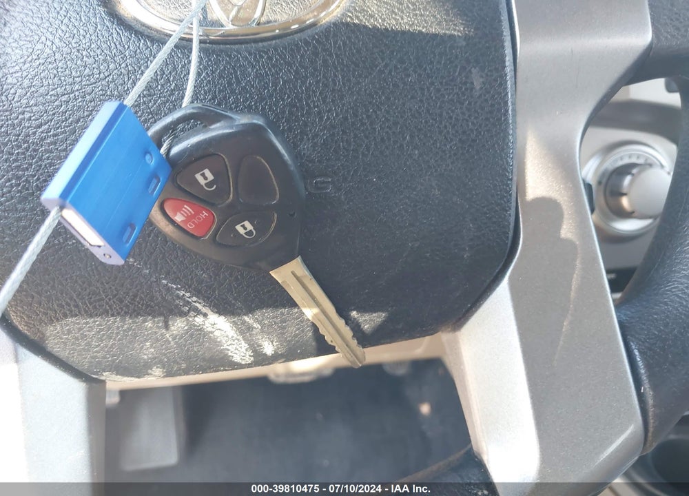 2011 TOYOTA 4RUNNER SR5 V6 VIN: JTEZU5JR1B5025724