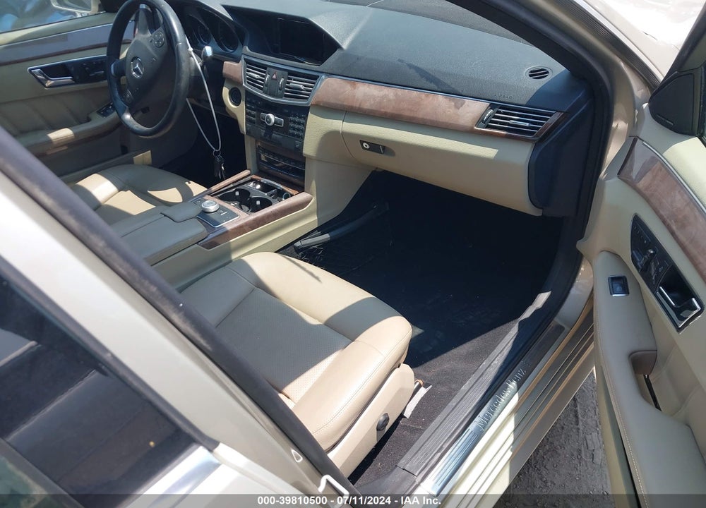 2011 MERCEDES-BENZ E 350 E 350 SPORT VIN: WDDHF5GB7BA498206