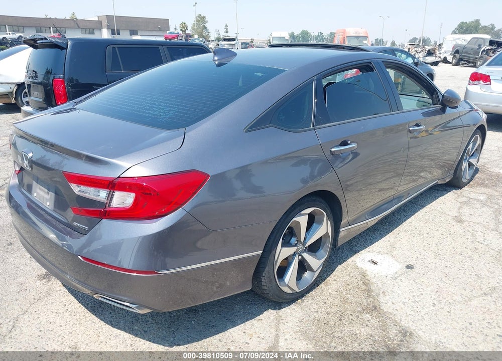 2018 HONDA ACCORD TOURING VIN: 1HGCV1F92JA078657