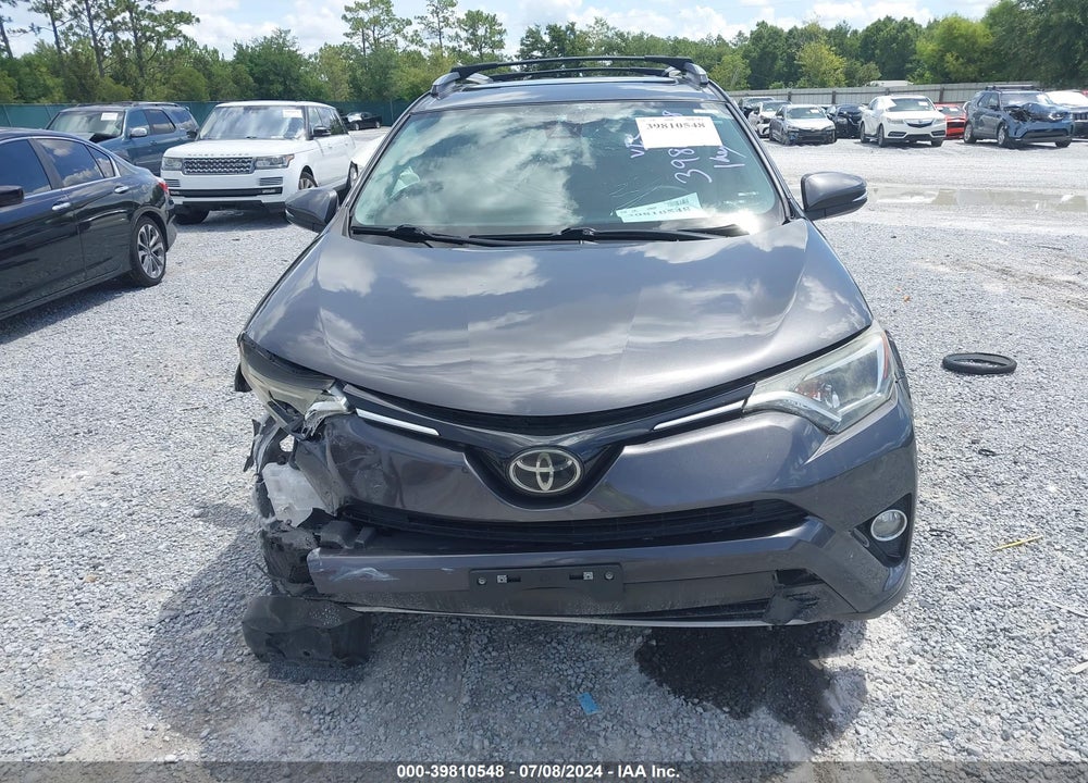 2018 TOYOTA RAV4 XLE VIN: JTMWFREV9JJ730745