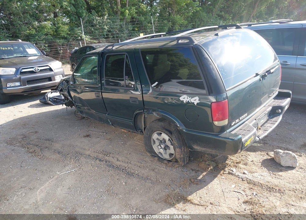 2003 CHEVROLET BLAZER LS VIN: 1GNDT13X33K105171