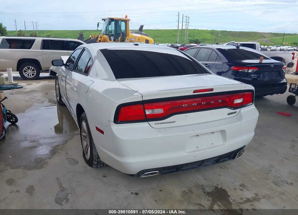 2011 DODGE CHARGER VIN: 2B3CL3CG5BH590971