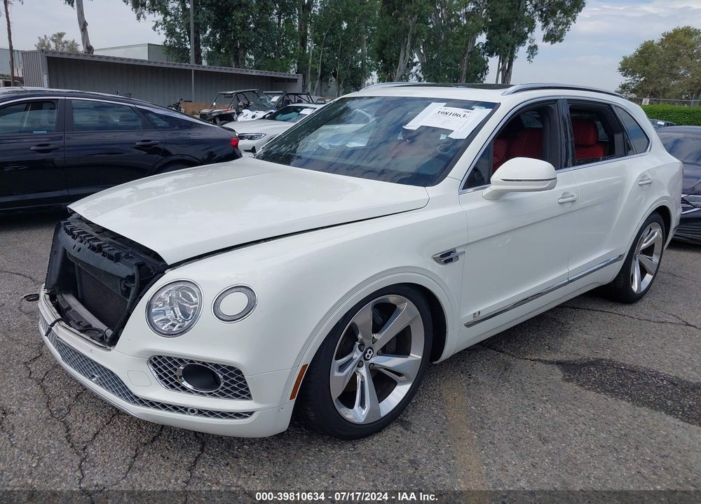 2018 BENTLEY BENTAYGA ACTIVITY EDITION/BLACK EDITION/MULLINER/ONYX EDITION/W12 VIN: SJAAC2ZV5JC017061