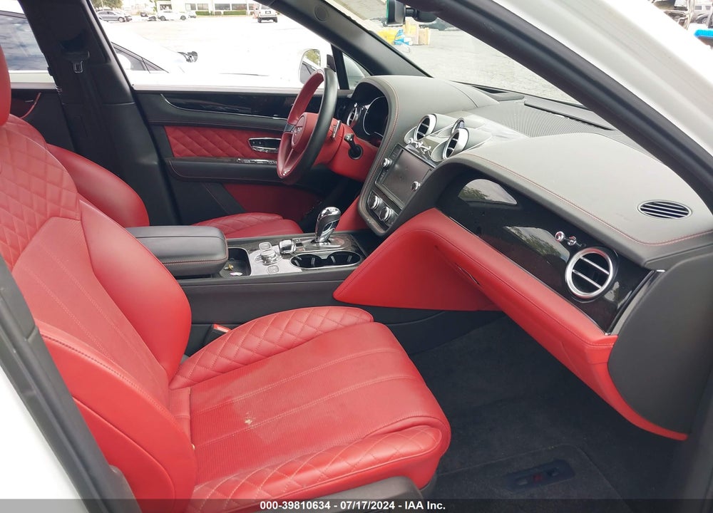 2018 BENTLEY BENTAYGA ACTIVITY EDITION/BLACK EDITION/MULLINER/ONYX EDITION/W12 VIN: SJAAC2ZV5JC017061