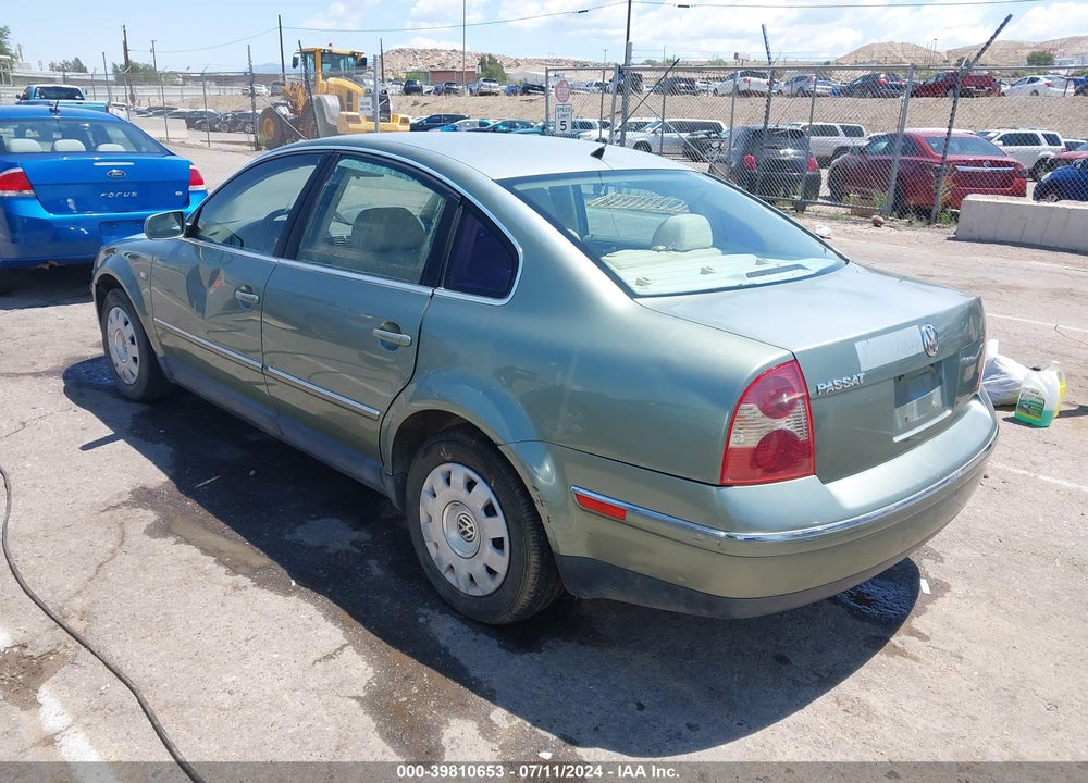 2002 VOLKSWAGEN PASSAT GLS VIN: WVWPD63B22P344524