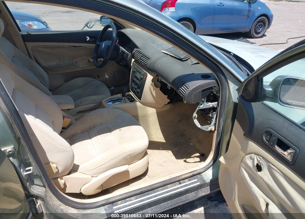 2002 VOLKSWAGEN PASSAT GLS VIN: WVWPD63B22P344524