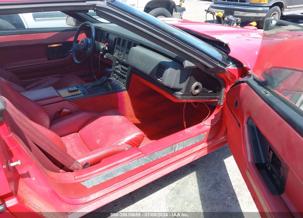 1984 CHEVROLET CORVETTE VIN: 1G1AY0786E5120378