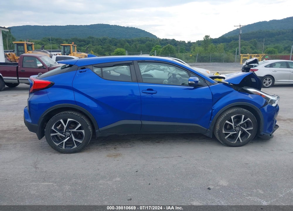 2018 TOYOTA C-HR XLE PREMIUM VIN: NMTKHMBX7JR053147