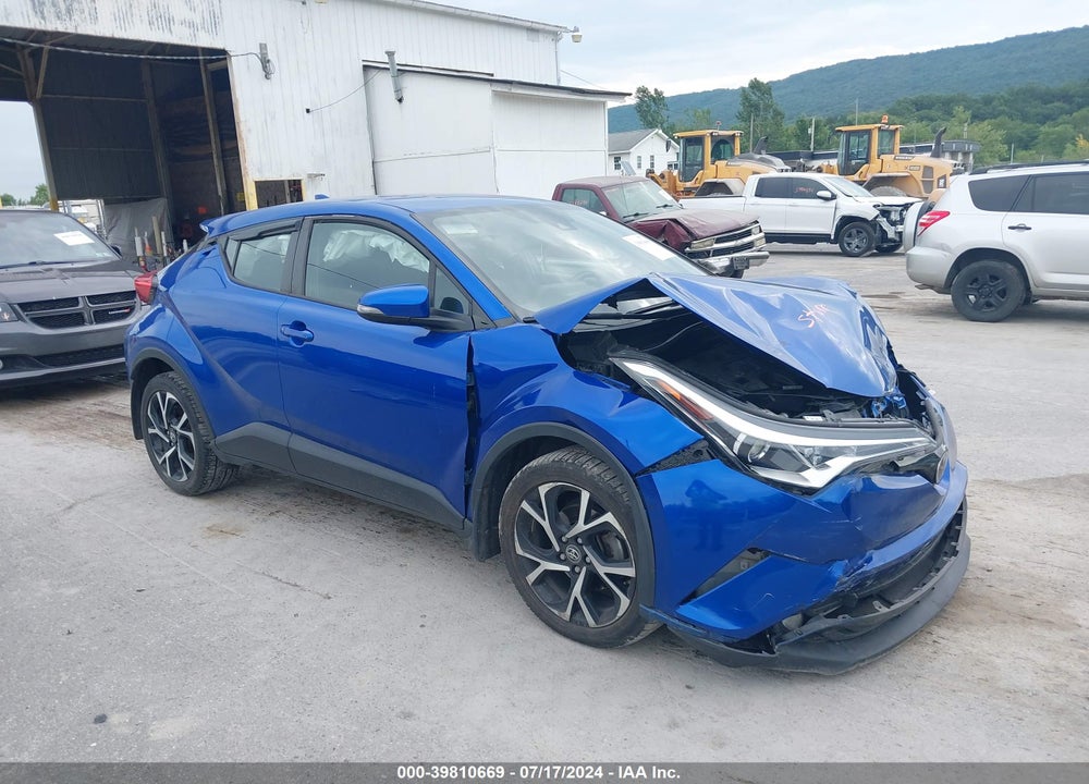 2018 TOYOTA C-HR XLE PREMIUM VIN: NMTKHMBX7JR053147