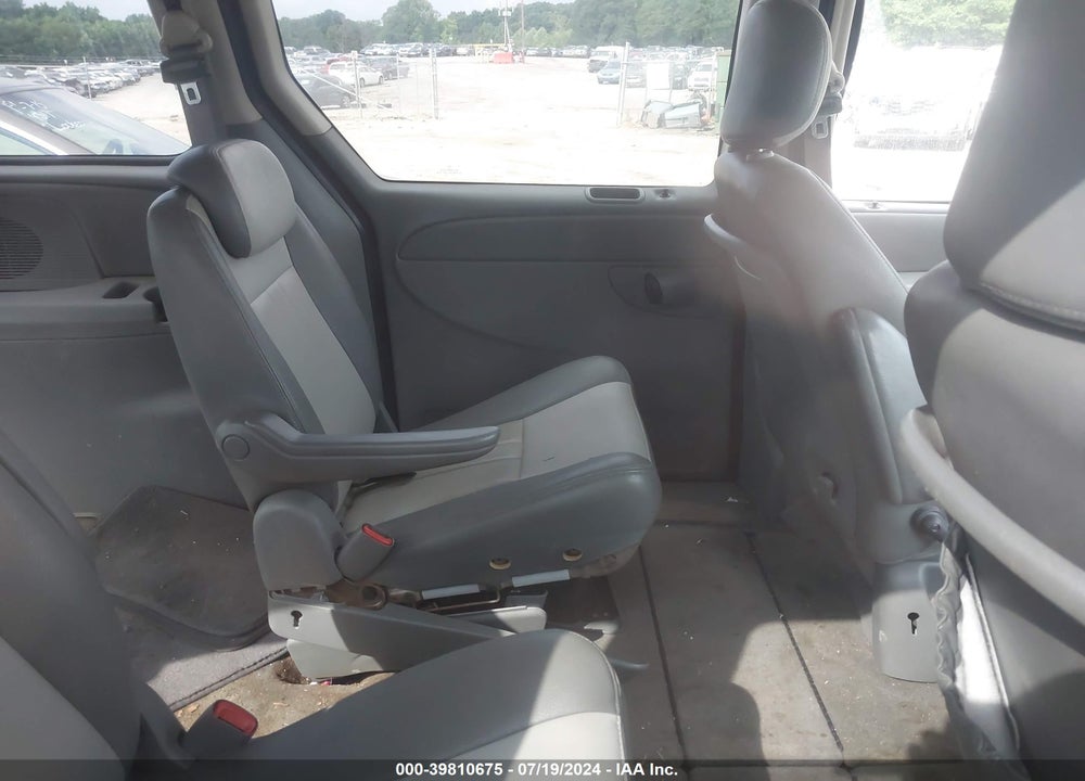 2007 DODGE GRAND CARAVAN SXT VIN: 2D4GP44L67R170677
