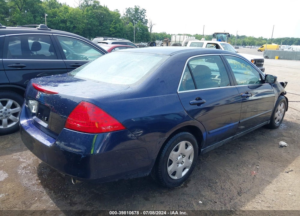 2007 HONDA ACCORD 2.4 LX VIN: 3HGCM564X7G701984