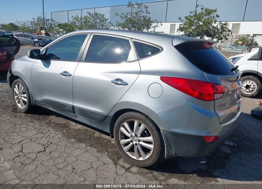 2013 HYUNDAI TUCSON LIMITED VIN: KM8JU3AC7DU684901