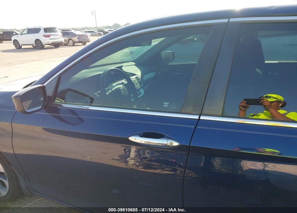 2015 HONDA ACCORD SPORT VIN: 1HGCR2F53FA044208