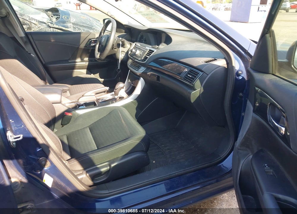 2015 HONDA ACCORD SPORT VIN: 1HGCR2F53FA044208