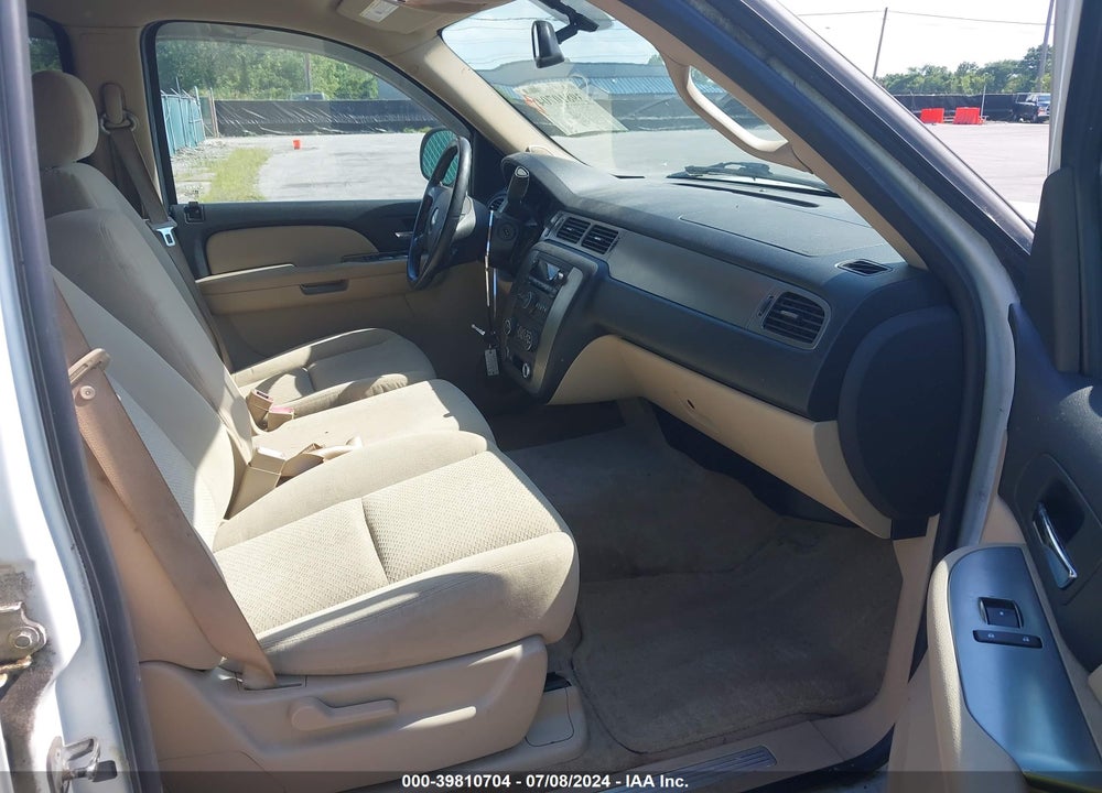 2007 CHEVROLET TAHOE LS VIN: 1GNFK13047R264521