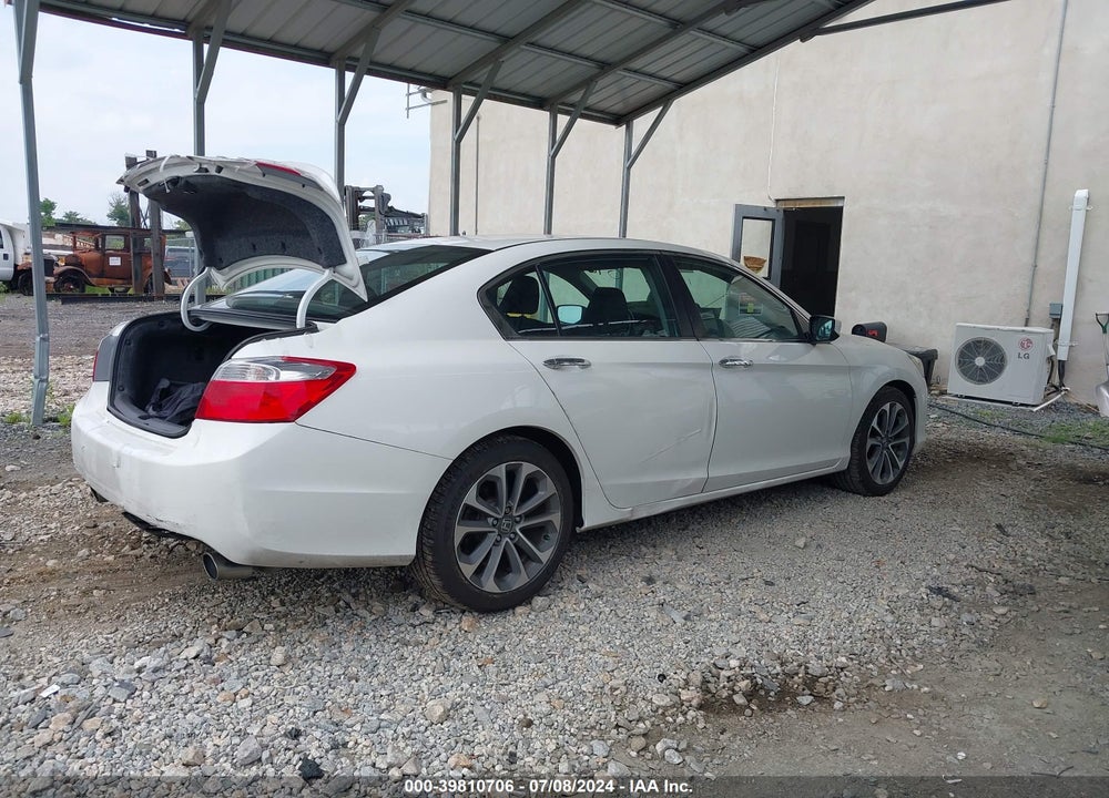 2015 HONDA ACCORD SPORT VIN: 1HGCR2F55FA239338