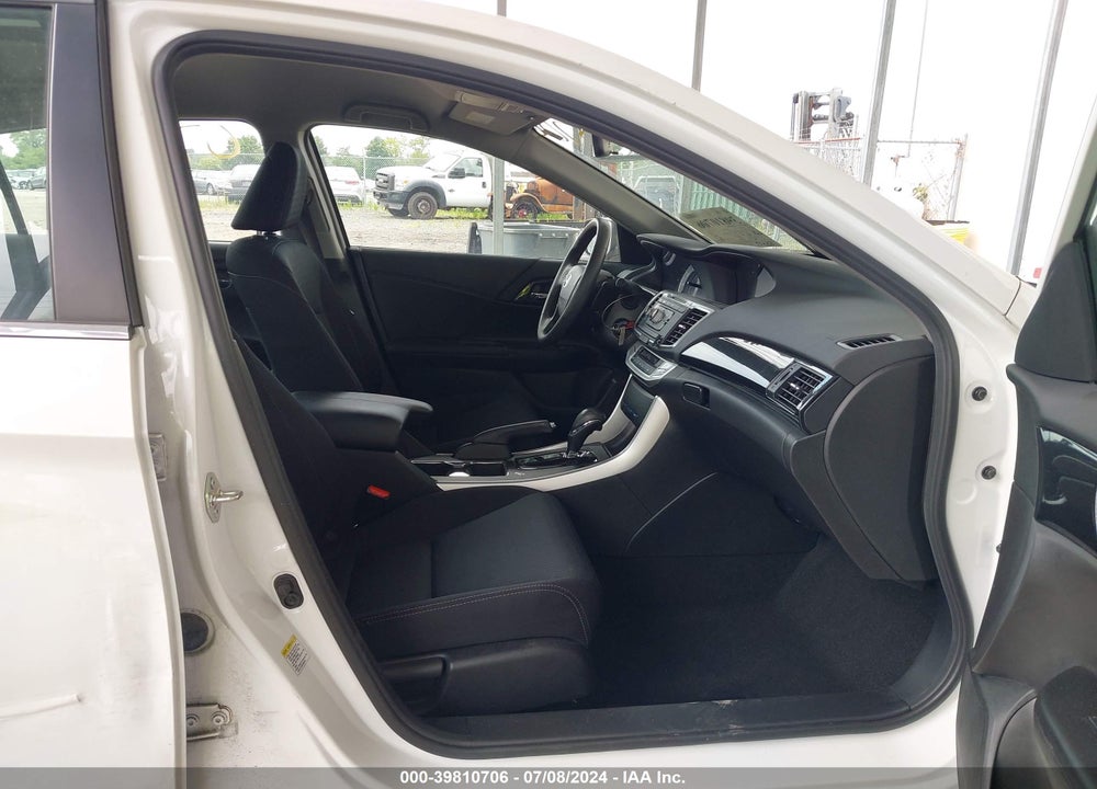 2015 HONDA ACCORD SPORT VIN: 1HGCR2F55FA239338