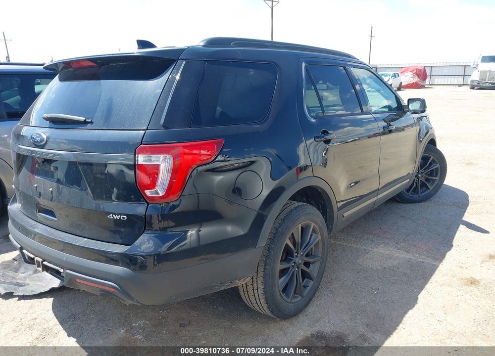 2017 FORD EXPLORER XLT VIN: 1FM5K8D86HGC46340