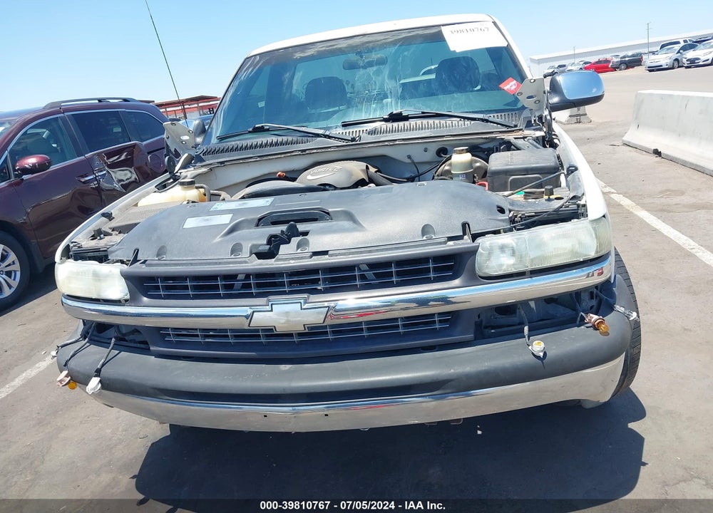 2001 CHEVROLET SILVERADO 1500 LS VIN: 1GCEC14V11Z122713