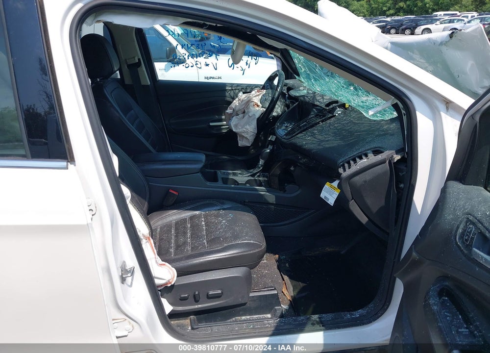 2017 FORD ESCAPE TITANIUM VIN: 1FMCU0J91HUB60516