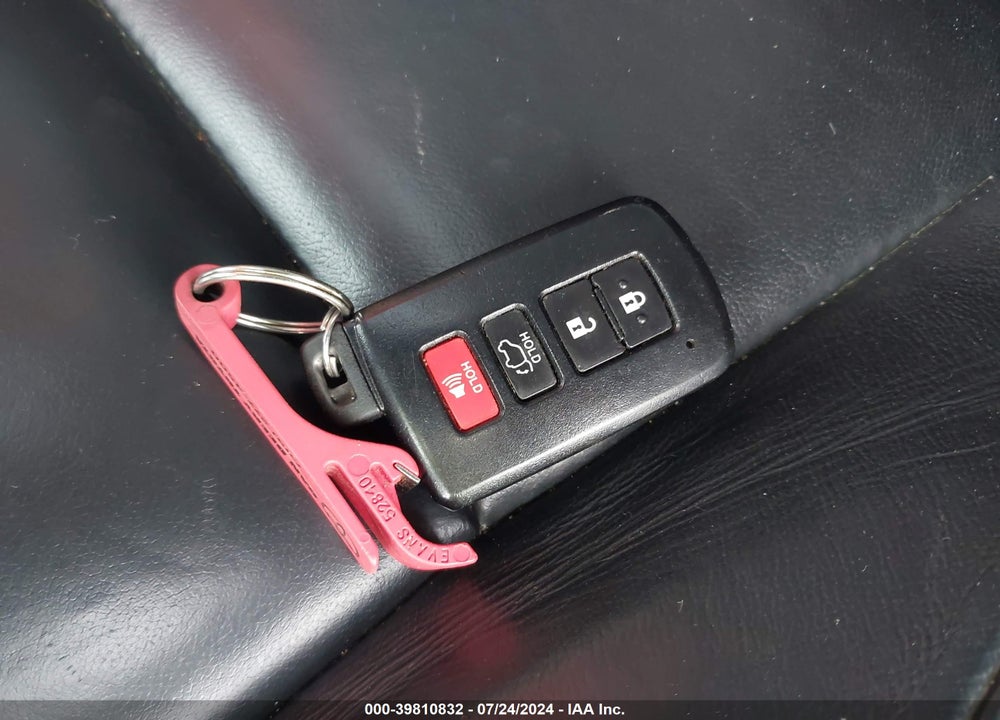 2016 TOYOTA HIGHLANDER XLE V6 VIN: 5TDJKRFH6GS228947