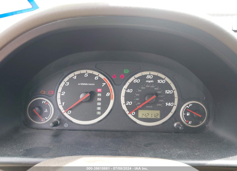 2005 HONDA CR-V LX VIN: JHLRD68555C015665