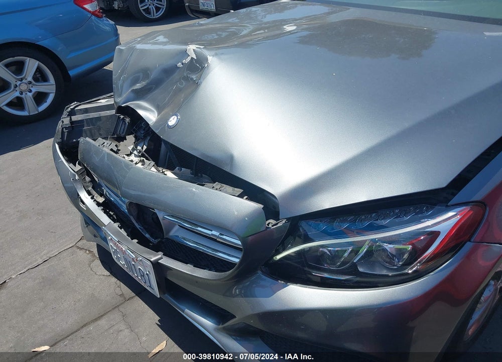 2017 MERCEDES-BENZ C 300 VIN: 55SWF4JB9HU185371
