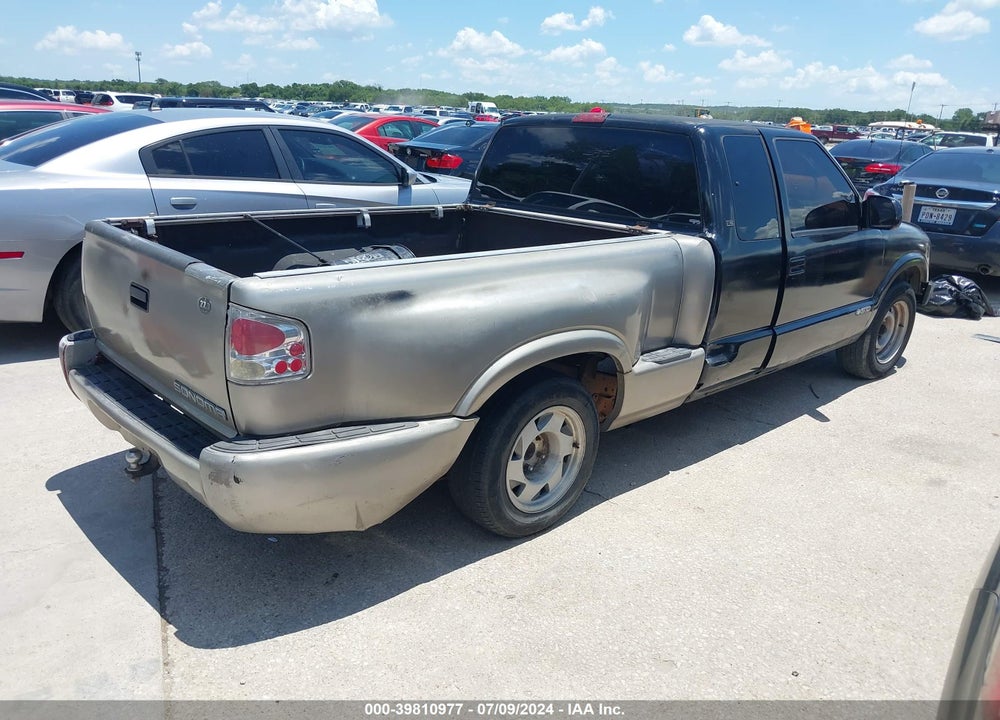 2000 CHEVROLET S-10 LS VIN: 1GCCS19W8Y8309264