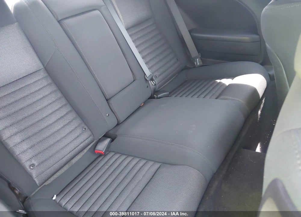 2011 DODGE CHALLENGER R/T VIN: 2B3CJ5DT5BH596413