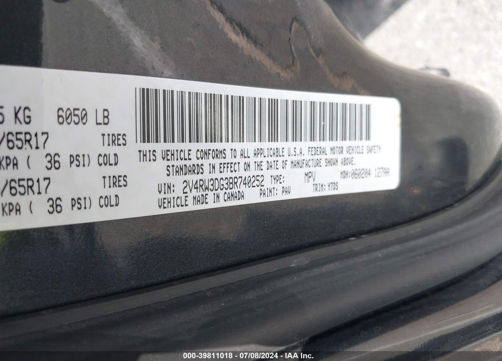 2011 VOLKSWAGEN ROUTAN SE VIN: 2V4RW3DG3BR740252