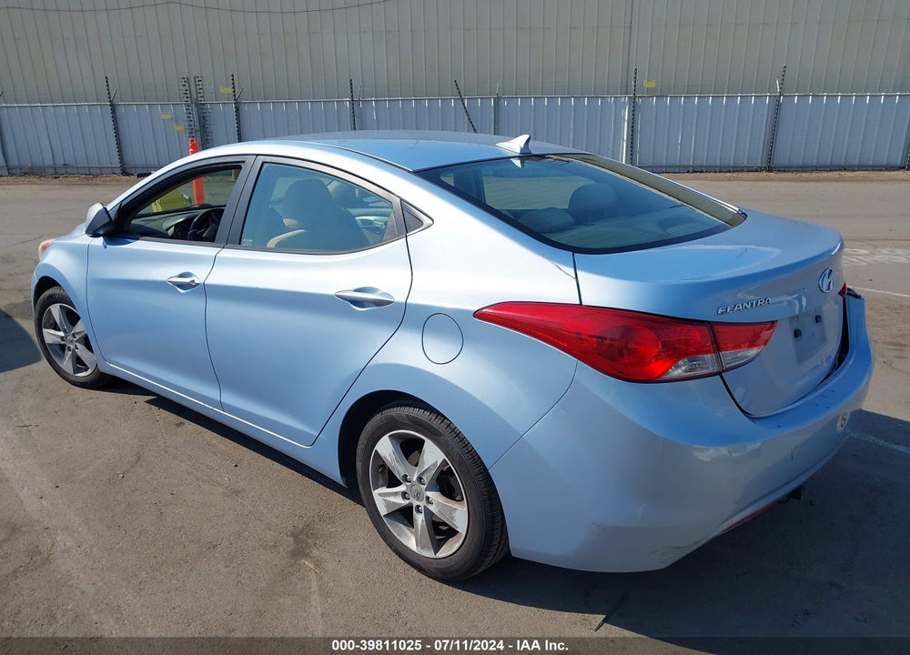 2013 HYUNDAI ELANTRA GLS VIN: KMHDH4AE7DU710356