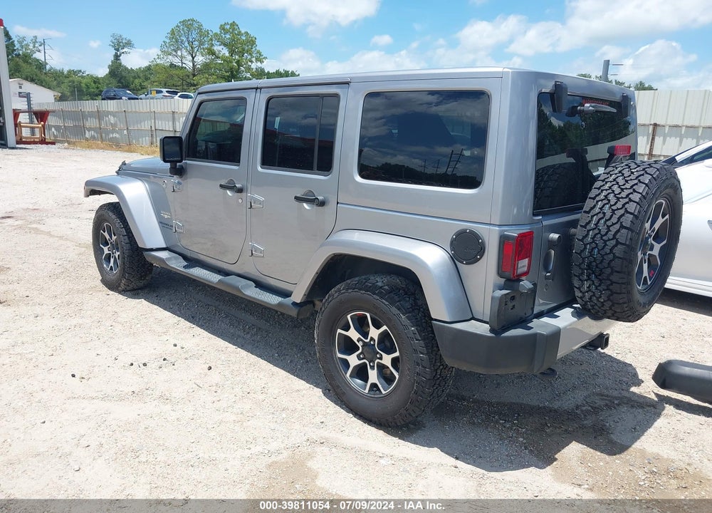 2014 JEEP WRANGLER UNLIMITED SAHARA VIN: 1C4BJWEG5EL322069