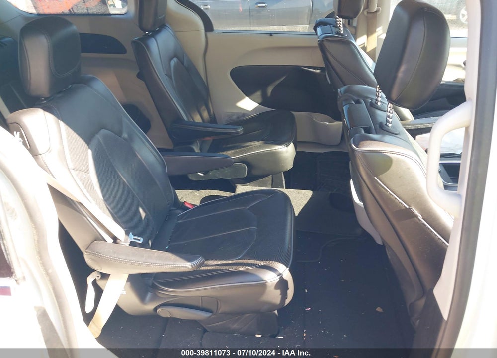 2017 CHRYSLER PACIFICA LIMITED VIN: 2C4RC1GG9HR659297