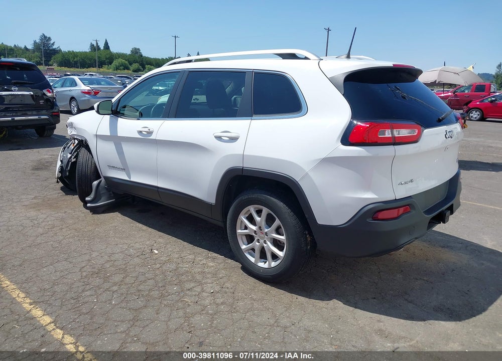 2017 JEEP CHEROKEE LATITUDE 4X4 VIN: 1C4PJMCBXHW656666