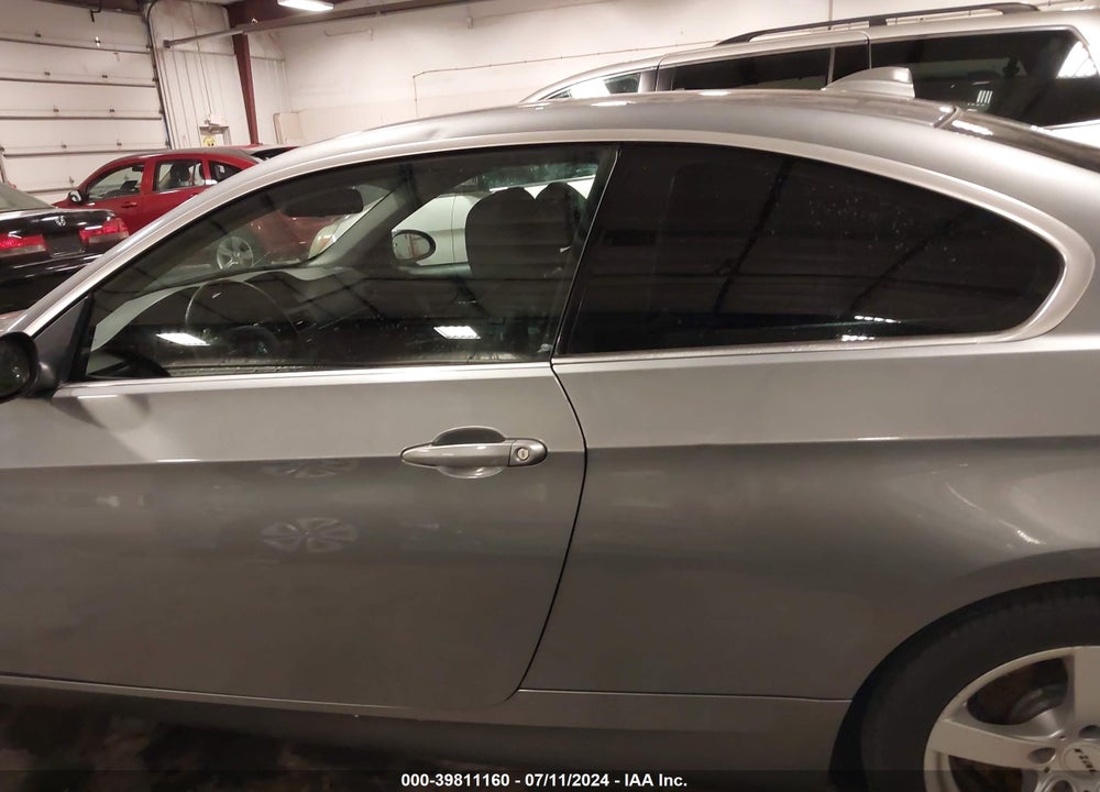 2008 BMW 335XI VIN: WBAWC73558E064581