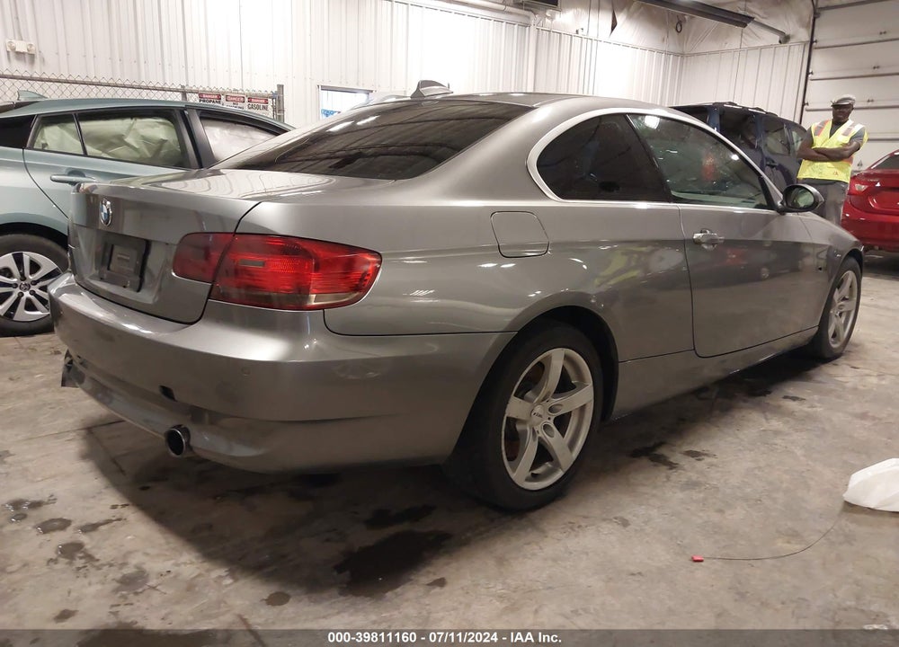 2008 BMW 335XI VIN: WBAWC73558E064581