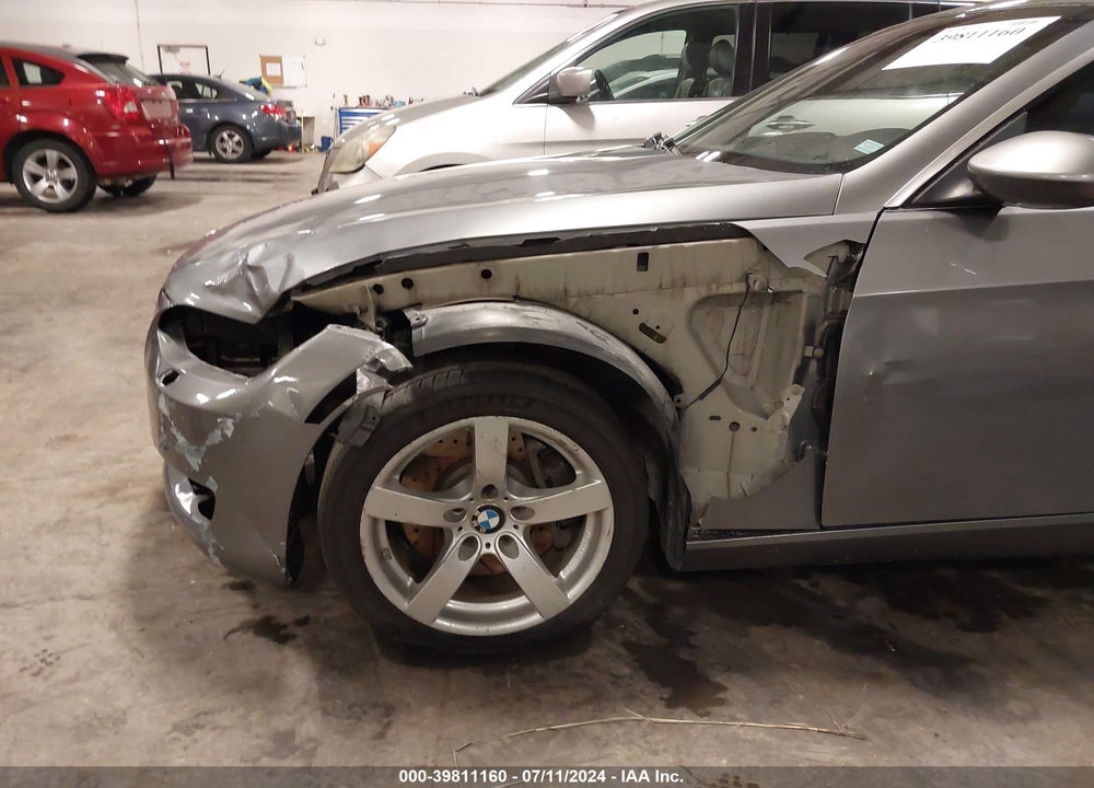 2008 BMW 335XI VIN: WBAWC73558E064581