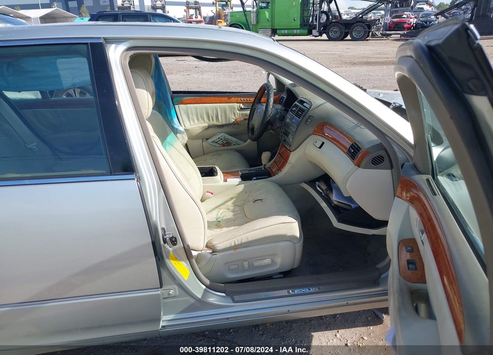 2002 LEXUS LS 430 VIN: JTHBN30F020091031