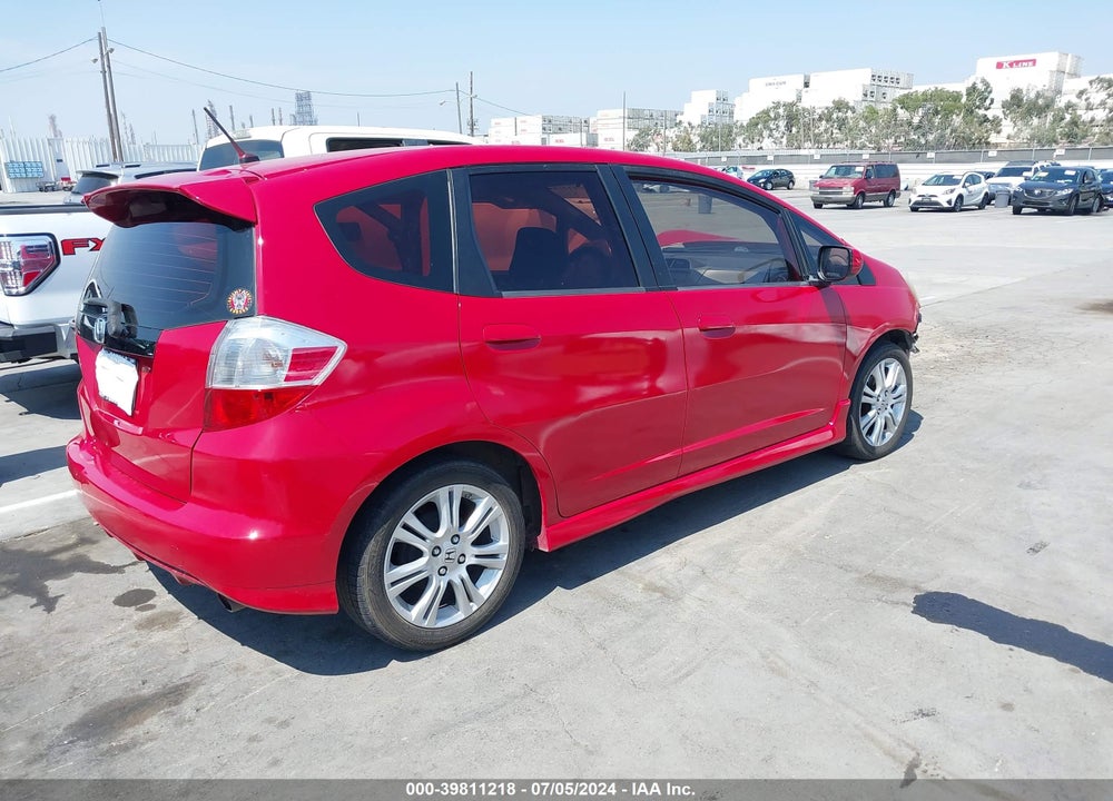 2010 HONDA FIT SPORT VIN: JHMGE8H42AC005592
